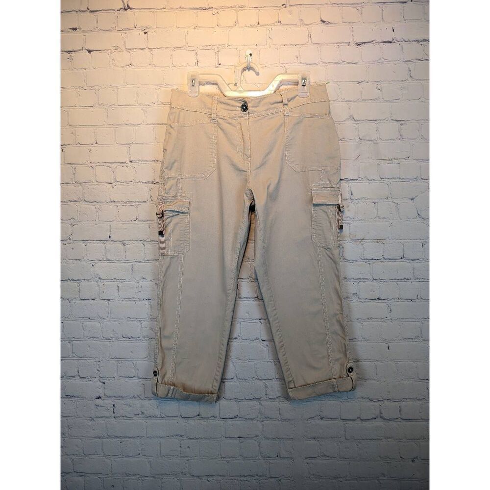 Cato mid-rise cargo Capri khaki pants size 6